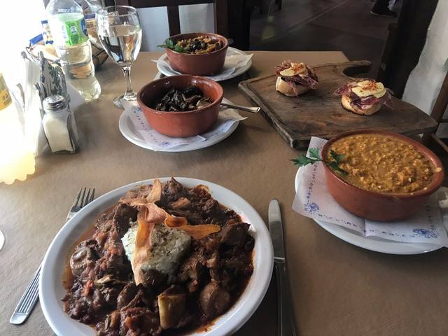 Lo de Acevedo, sabores típicos en una casa histórica de 1727