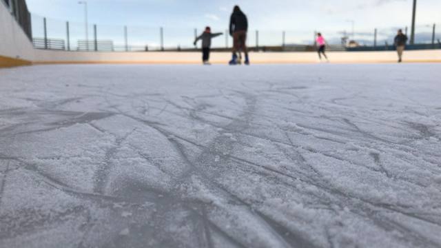 Patinaje sobre hielo en Ushuaia