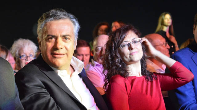 FOTO: Gobernador de Mendoza Alfrejo Cornejo y su esposa Lucia