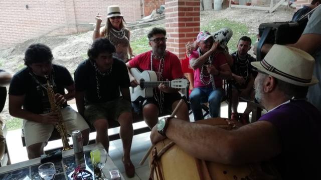 El diablo del Carnaval pasó antes por la casa de Los Tekis