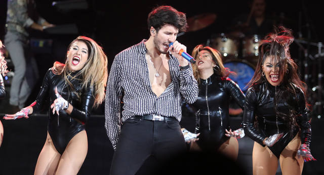 Viña del Mar pone en marcha su 60ª edición a puro reggaetón