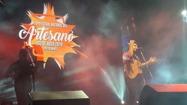 Damián Leguizamón encantó con sus covers de temas clásicos