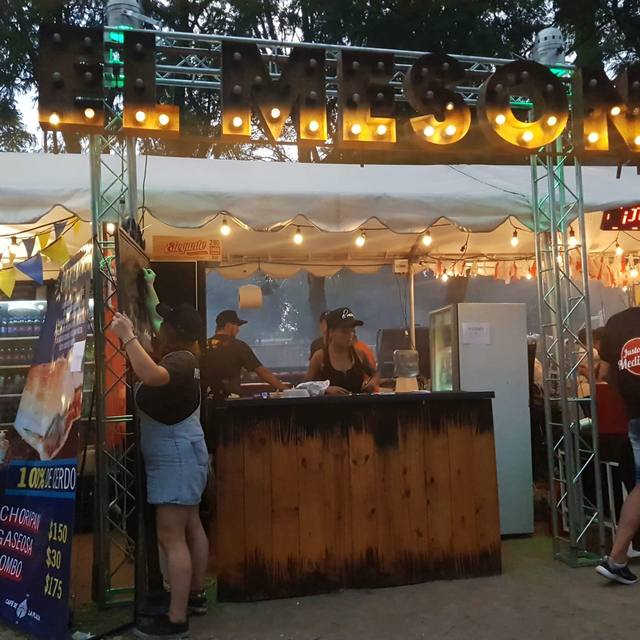 FOTO: El Festival del Choripán abrió sin shows pero con sabor