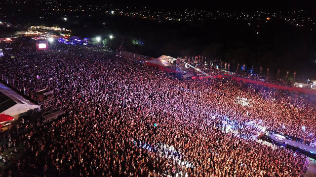 60 mil personas vibraron en la primera noche de Cosquín Rock