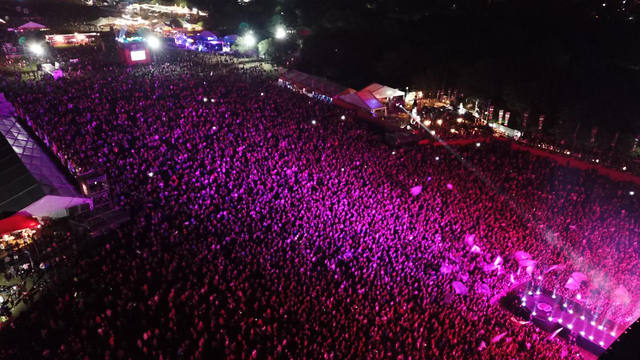 60 mil personas vibraron en la primera noche de Cosquín Rock