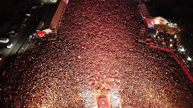 60 mil personas vibraron en la primera noche de Cosquín Rock