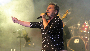 Ricardo Montaner cerró la primera noche en Villa María