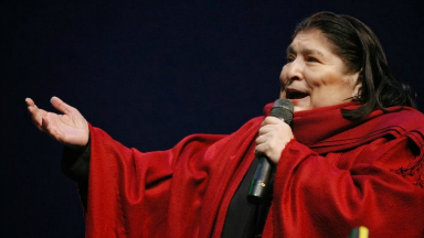 Cosquín recuerda a Mercedes Sosa, a 54 de su debut