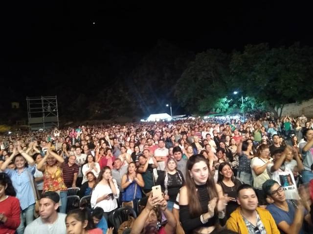 FOTO: Abel Pintos encantó a más de 15 mil personas en Chilecito