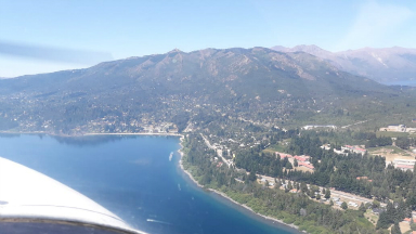 Paseo aéreo por los cielos de Bariloche