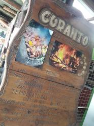 Cocción del curanto, tradición milenaria en Colonia Suiza