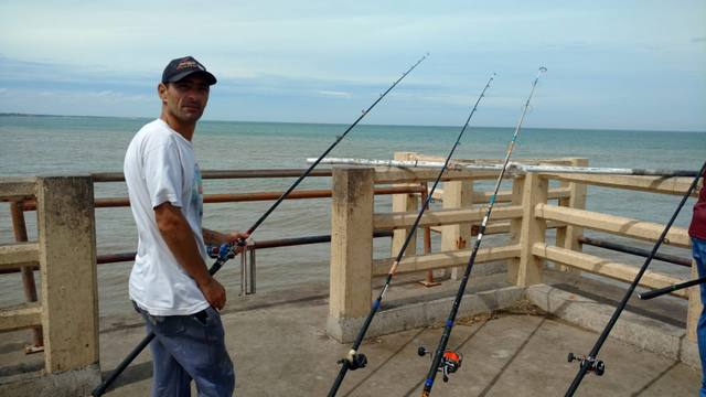 FOTO: Orlando visitó el Muelle de los Pescadores en Miramar
