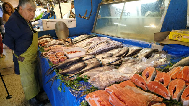 FOTO: Caleta Portales, un rincón de pescadores y frutos de mar