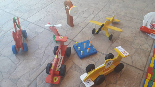 FOTO: Vecinos solidarios regalarán juguetes en el Rally de Burros