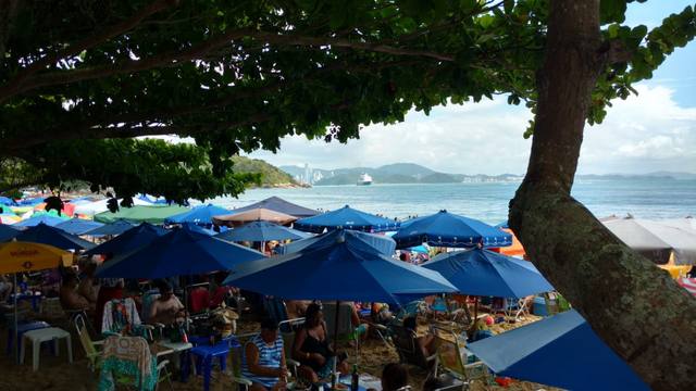 La playa de Laranjeiras, un paraíso dentro de Camboriú