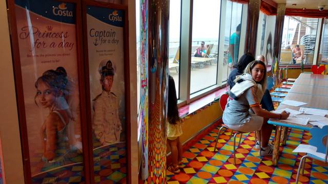 El divertido salón para niños en el Costa Fascinosa