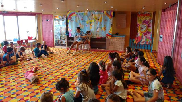 El divertido salón para niños en el Costa Fascinosa
