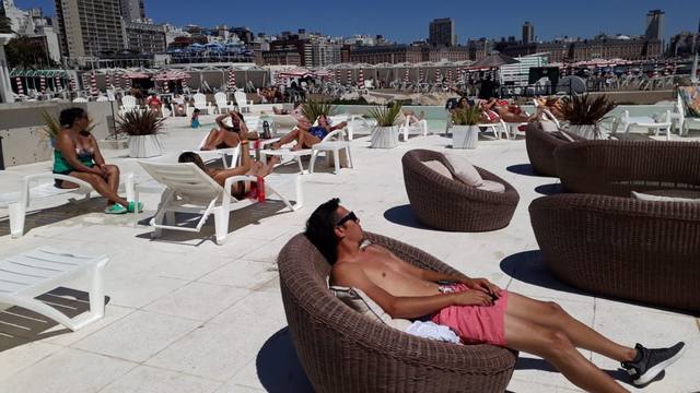 FOTO: Torreón del Monje, donde convive el relax con la playa