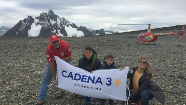 AUDIO: Cadena 3 voló por el cielo de Ushuaia