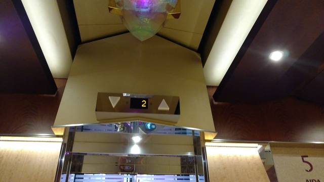 El vertiginoso viaje en el ascensor del Costa Fascinosa