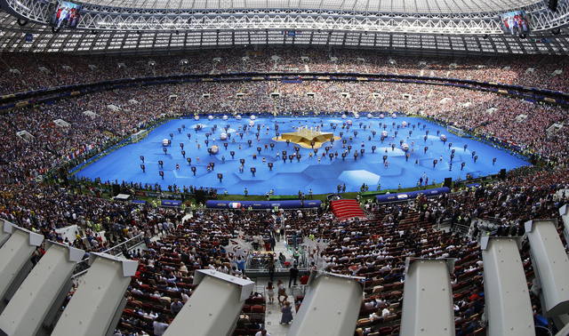 FOTO: La impactante ceremonia de clausura de la Copa del Mundo