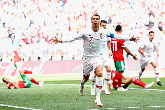 FOTO: Portugal le ganó a Marruecos con un Cristiano intratable