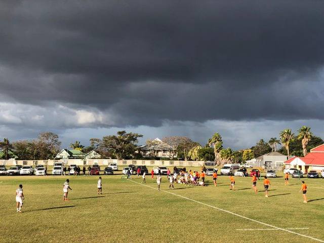 Jaguares XV goleó a Border Bulldogs y sigue puntero