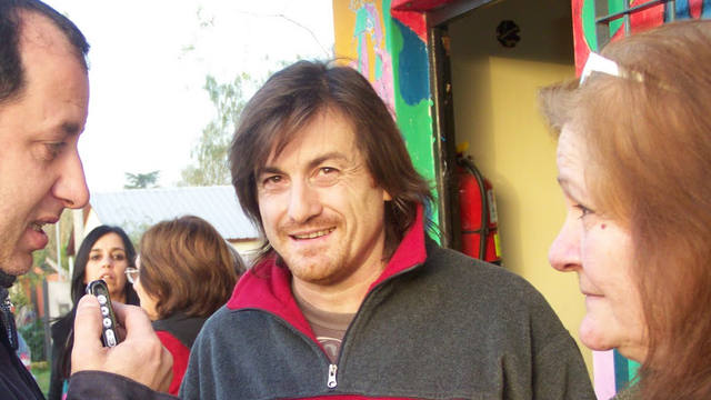 Lo invitaron para capacitar sobre adicciones y llegó ebrio