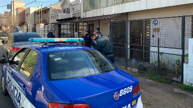 AUDIO: Raptaron a una mujer y le desvalijaron la casa en Córdoba