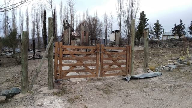 El desolador paisaje que dejó el paso del fuego