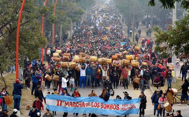 Santiago del Estero celebró la Marcha de los Bombos