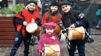 Santiago del Estero celebra la Marcha de los Bombos