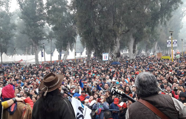 FOTO: Santiago del Estero celebró la Marcha de los Bombos