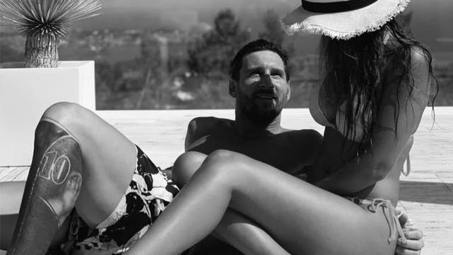 Video: el pícaro mimo de Lionel Messi a Antonela Roccuzzo