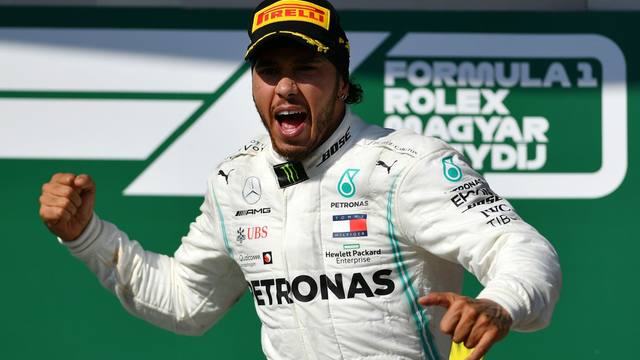 FOTO: Con estrategia, Hamilton se quedó con el Premio de Hungría