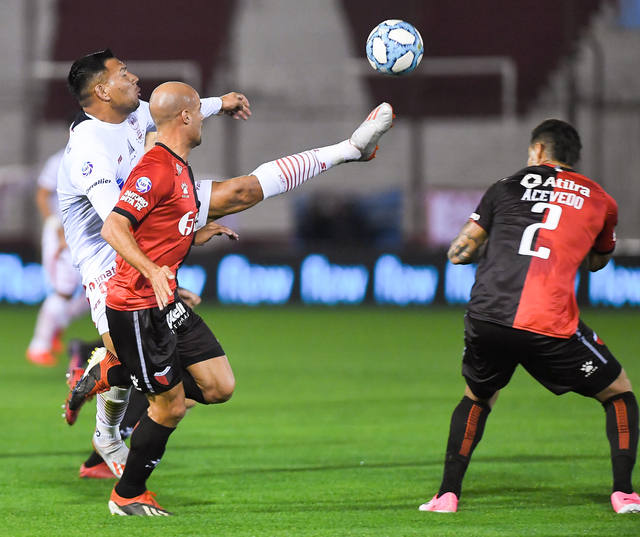 Colón no pudo con Huracán y sumó su segundo traspié al hilo