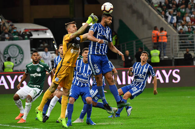 Godoy Cruz cayó por goleada ante Palmeiras y quedó eliminado