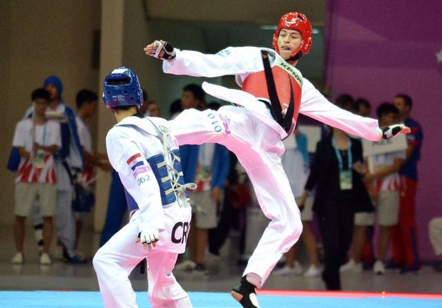 FOTO: Lucas Guzmán se llevó la medalla de oro en taekwondo