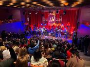 Los Caligaris llevaron la fiesta de su circo a Casa Naranja