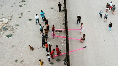 AUDIO: Instalan subibajas en el muro fronterizo entre México y EEUU