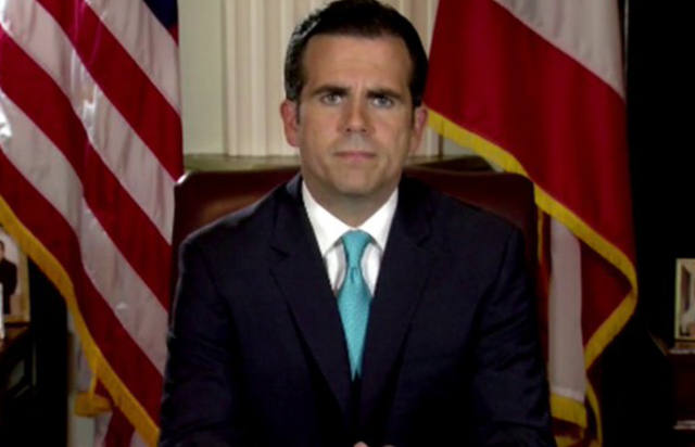 Ricardo Rosselló renunció forzado por las intensas protestas