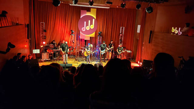 La Beriso hizo vibrar a puro rock a Casa Naranja