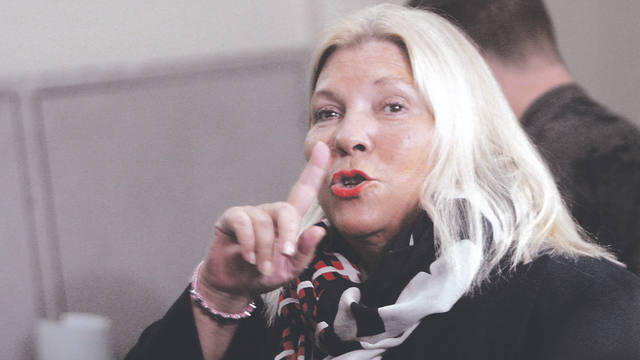 "Están instalando un estado de sitio de hecho", disparó "Lilita".