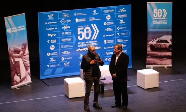 Una intervención breve de Berta, no dejó de ser sabrosa para el numeroso público