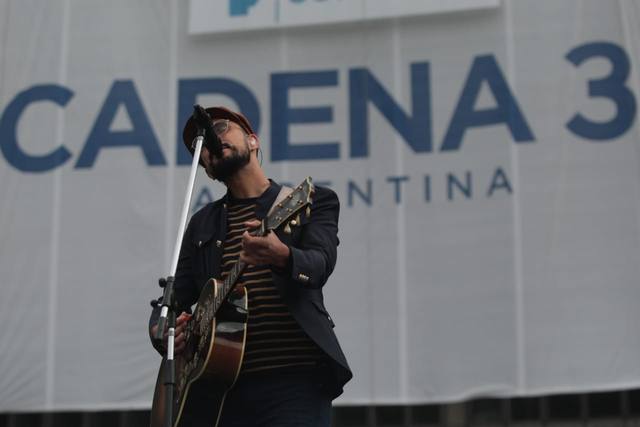 Abel Pintos revolucionó a Córdoba con un show colosal
