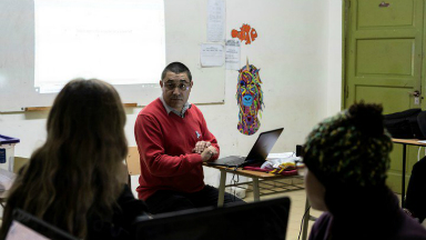 Venció la deserción escolar y ahora innova en educación