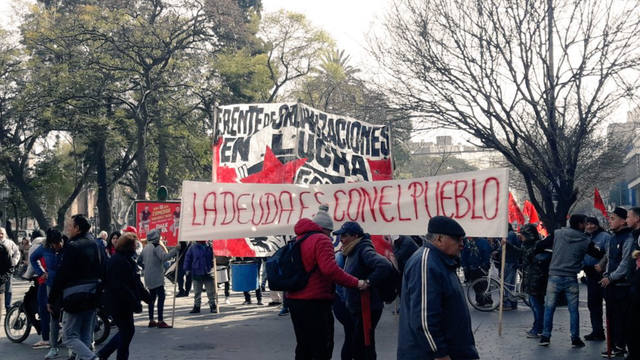 FOTO: Caos en Córdoba y Buenos Aires por protestas sociales