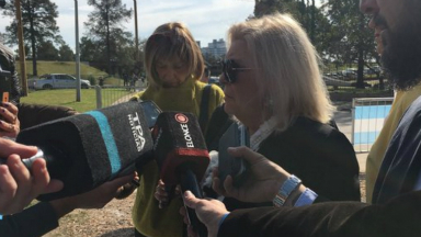 Carrió acusó a gobernadores del PJ por