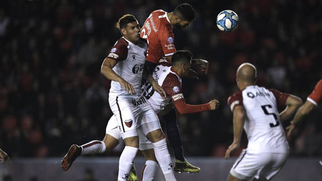 FOTO: Independiente se impuso en Avellaneda y venció a Colón