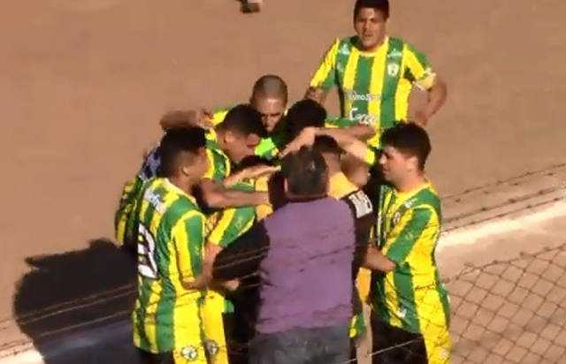 Video: espectacular gol de chilena en la Liga Cordobesa